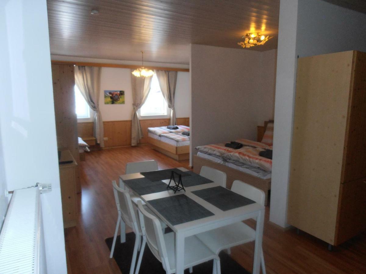 Restaurant Olympia & Apartments Μπέργκεν Εξωτερικό φωτογραφία